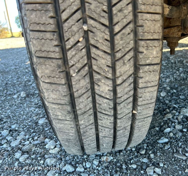 image for item KH9602 2006 Ford E450 Super Duty  box truck