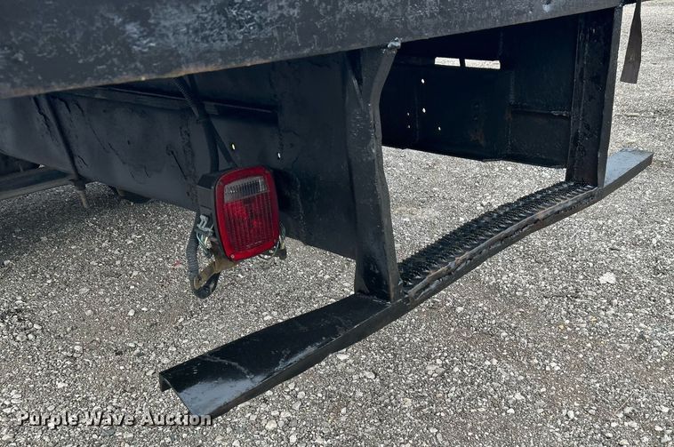 image for item KH9633 2001 International 4700  box truck