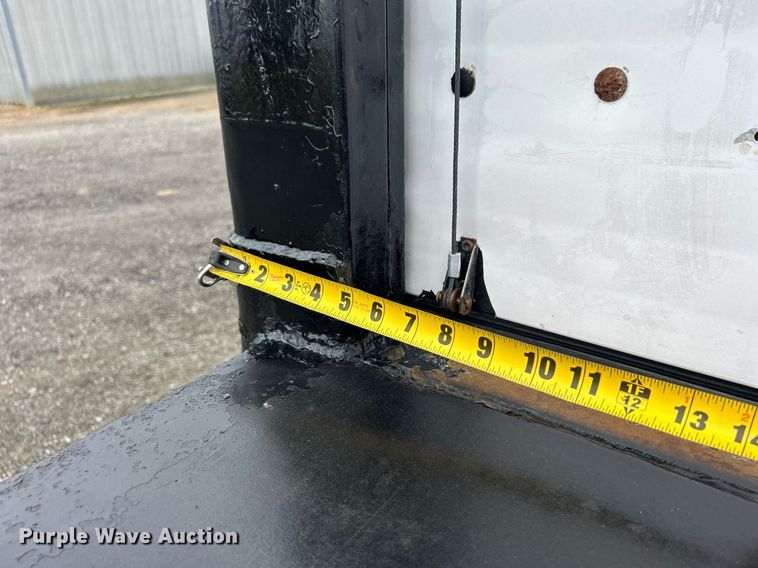 image for item KH9633 2001 International 4700  box truck