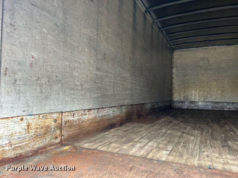 image for item KH9633 2001 International 4700  box truck