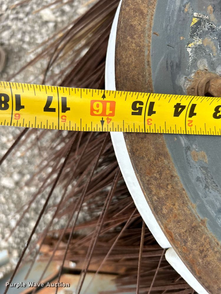 image for item KH9634 2007 Elgin Whirlwind  street sweeper truck