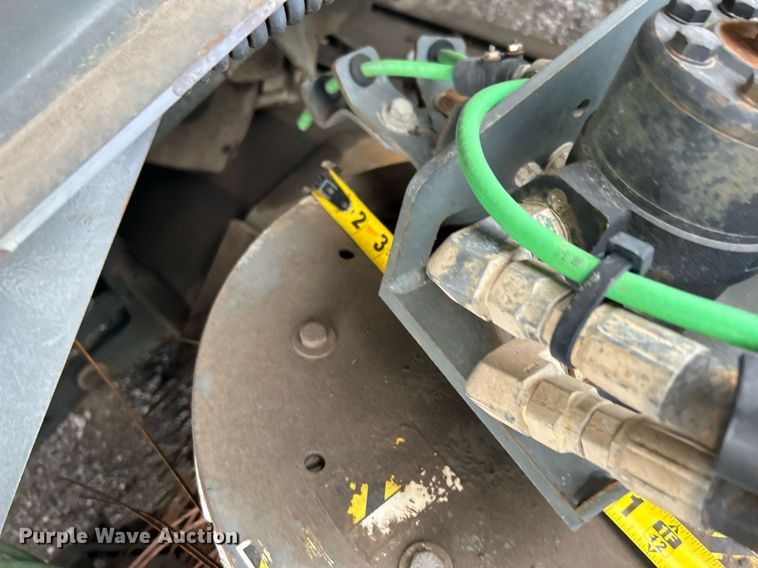 image for item KH9634 2007 Elgin Whirlwind  street sweeper truck