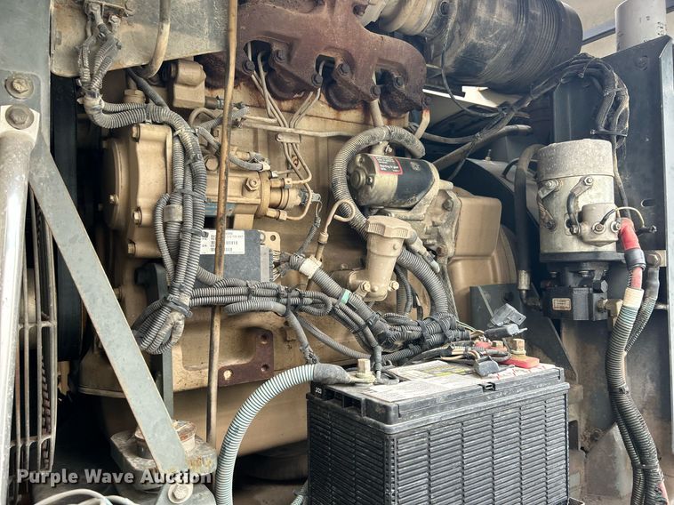 image for item KH9634 2007 Elgin Whirlwind  street sweeper truck