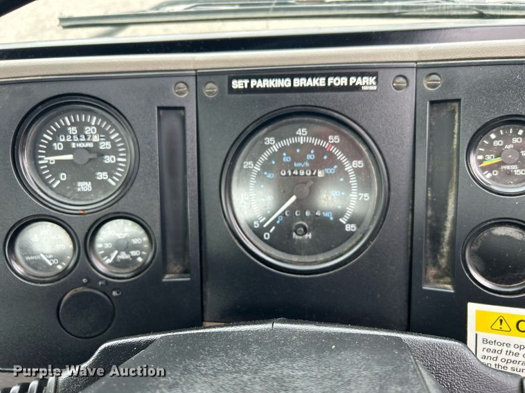 image for item KH9634 2007 Elgin Whirlwind  street sweeper truck