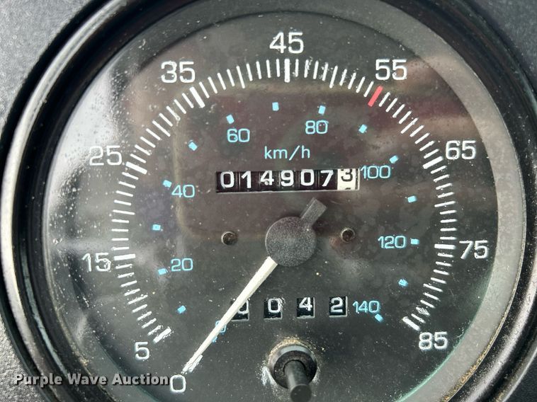 image for item KH9634 2007 Elgin Whirlwind  street sweeper truck