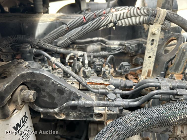 image for item KH9634 2007 Elgin Whirlwind  street sweeper truck