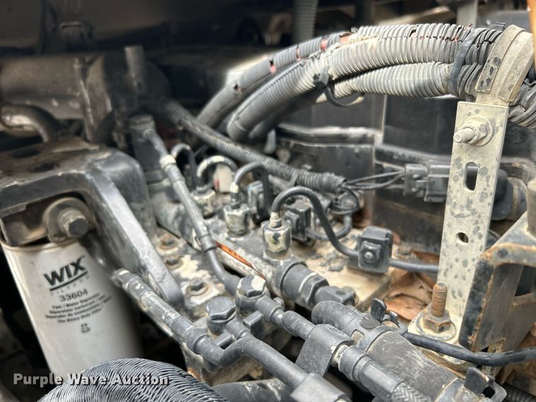 image for item KH9634 2007 Elgin Whirlwind  street sweeper truck