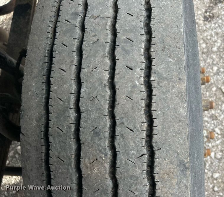 image for item KH9634 2007 Elgin Whirlwind  street sweeper truck