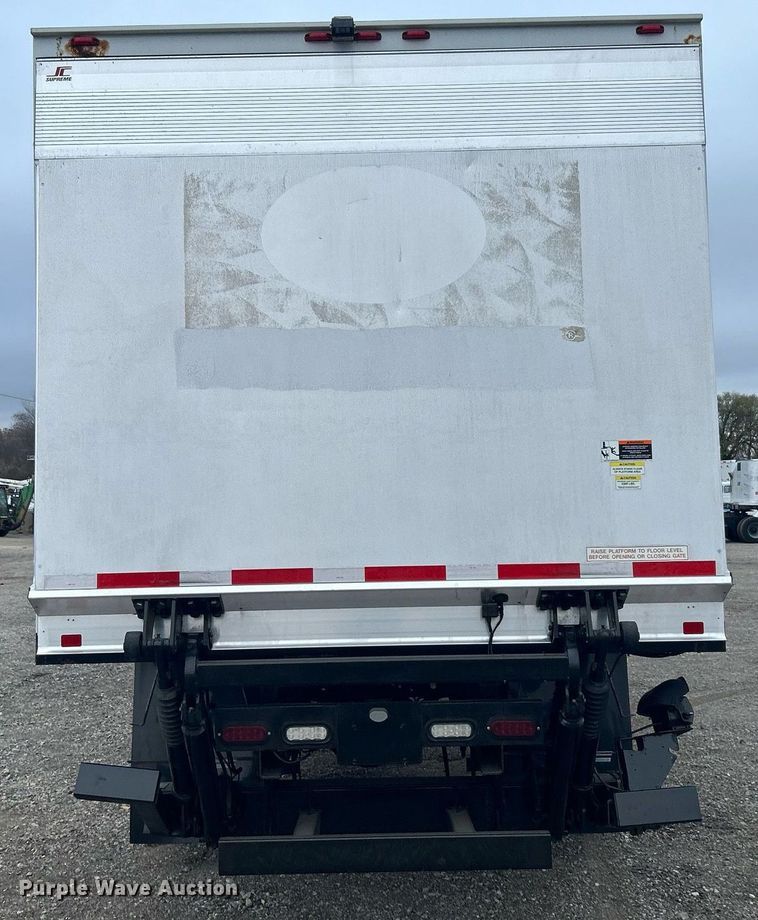 image for item KH9649 2015 Ford F650 Super Duty XLT  box truck