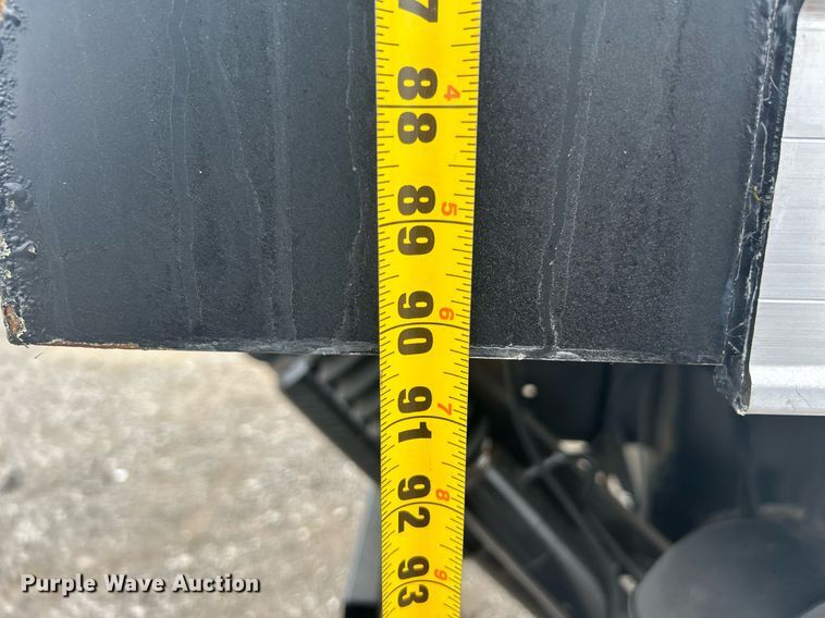 image for item KH9649 2015 Ford F650 Super Duty XLT  box truck