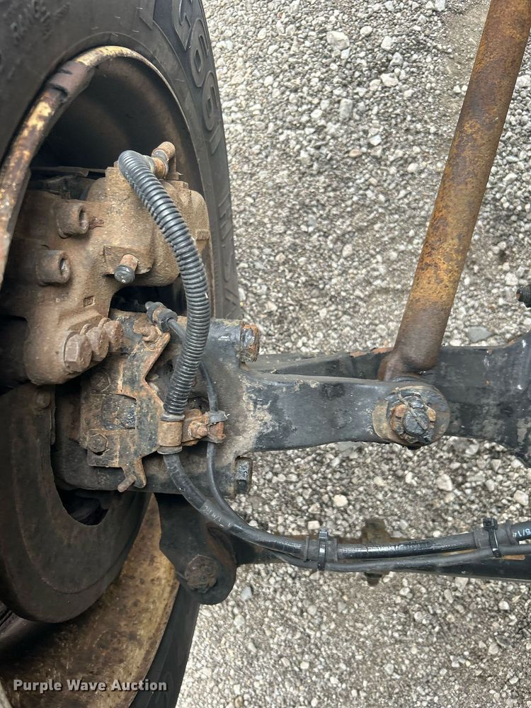 image for item KH9649 2015 Ford F650 Super Duty XLT  box truck