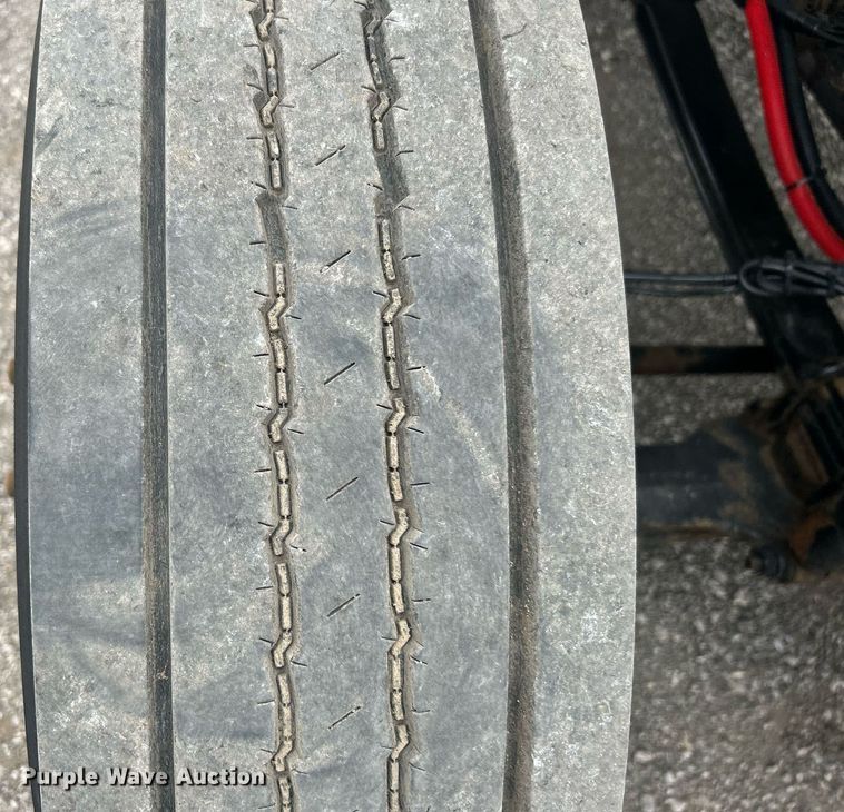 image for item KH9649 2015 Ford F650 Super Duty XLT  box truck