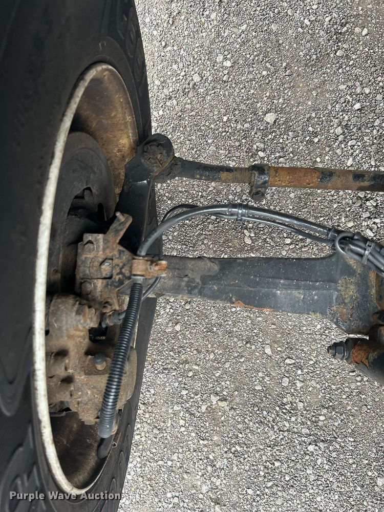 image for item KH9649 2015 Ford F650 Super Duty XLT  box truck