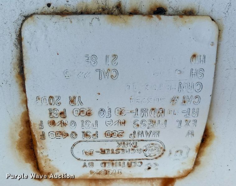 image for item KH9655 2007 Isuzu NPR HD  scissor lift truck