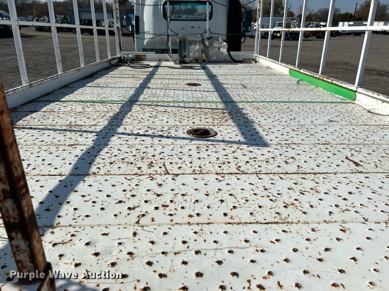 image for item KH9655 2007 Isuzu NPR HD  scissor lift truck