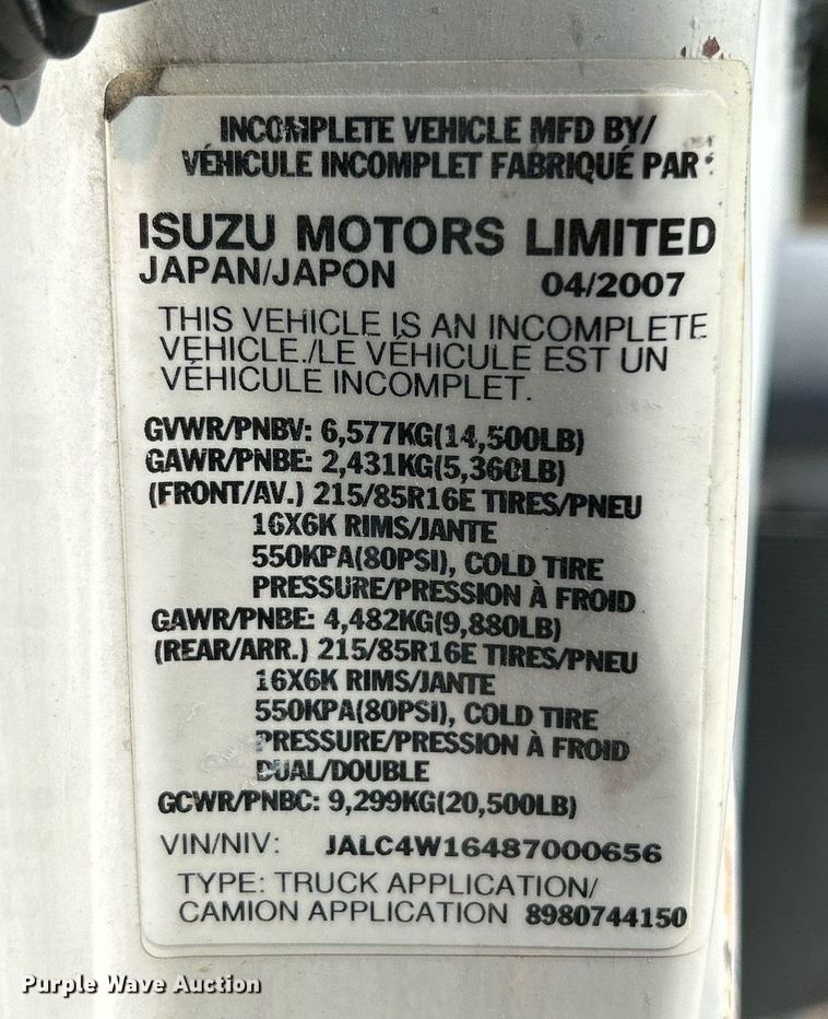 image for item KH9655 2007 Isuzu NPR HD  scissor lift truck