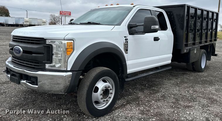 image for item KH9663 2017 Ford F450 XL  SuperCab flatbed truck