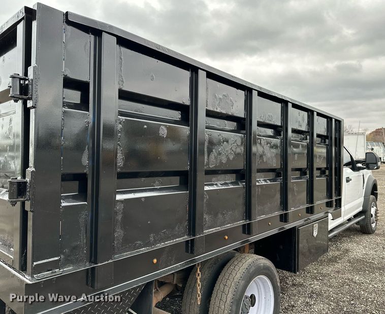 image for item KH9663 2017 Ford F450 XL  SuperCab flatbed truck