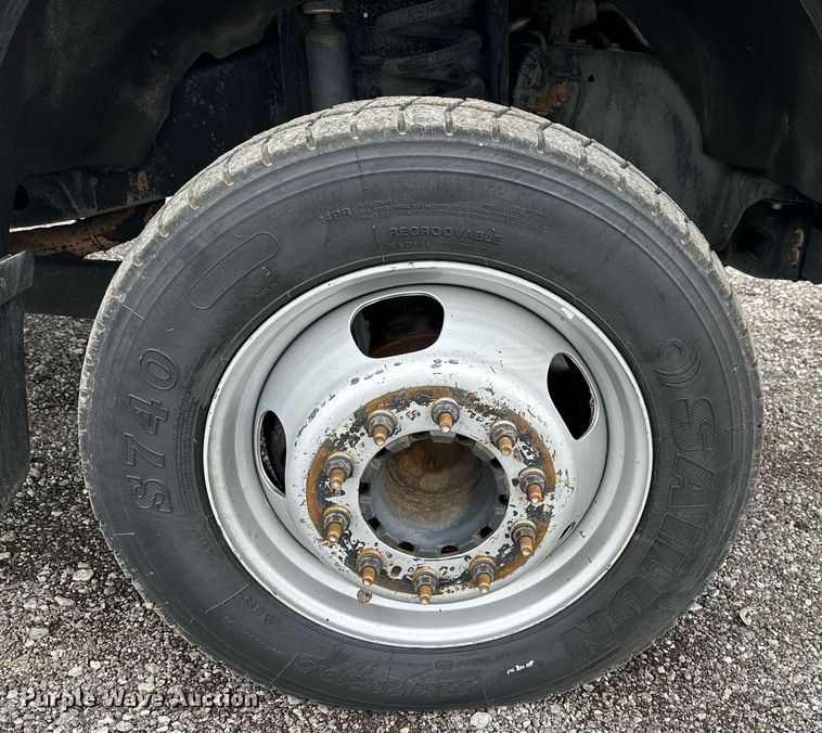 image for item KH9663 2017 Ford F450 XL  SuperCab flatbed truck