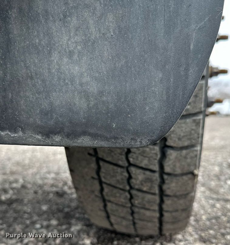 image for item KH9663 2017 Ford F450 XL  SuperCab flatbed truck