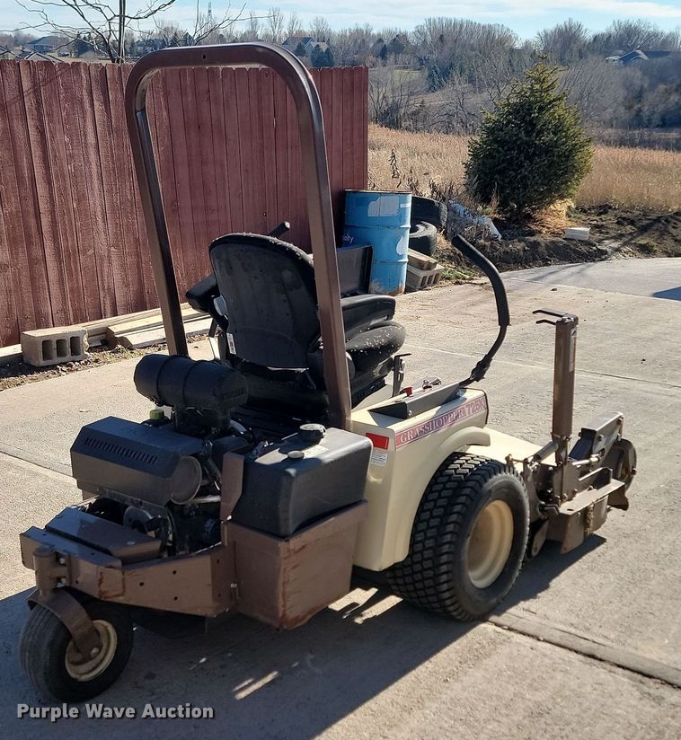 image for item KT9958 Grasshoper 725K  ZTR lawn mower