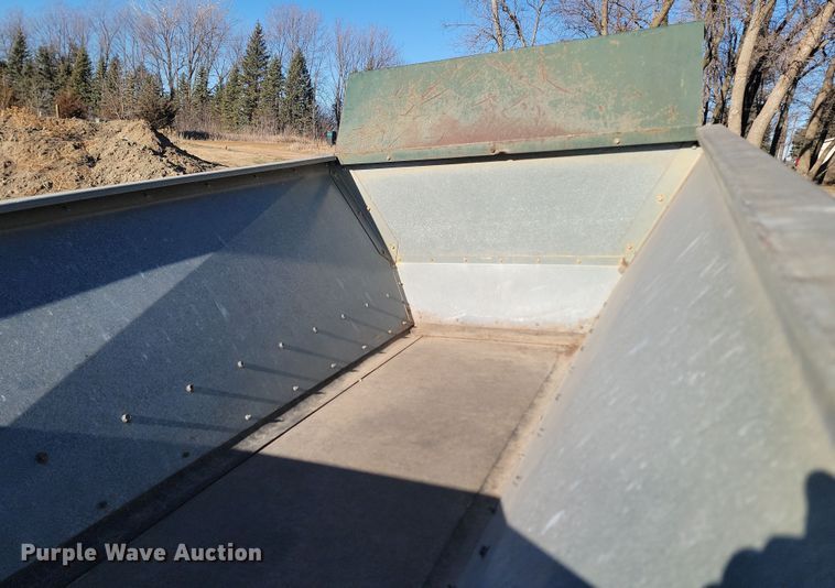 image for item KT9961 Turfco CR-10  top dresser spreader