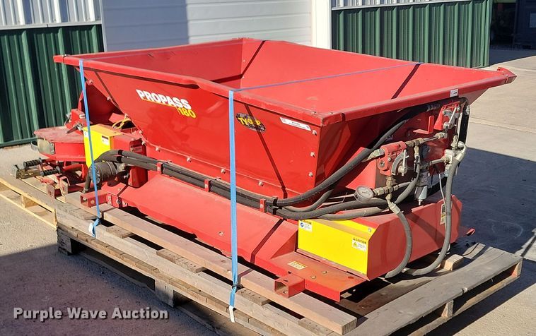 image for item KT9965 Ty-Crop Pro-Pass 180  top dresser spreader