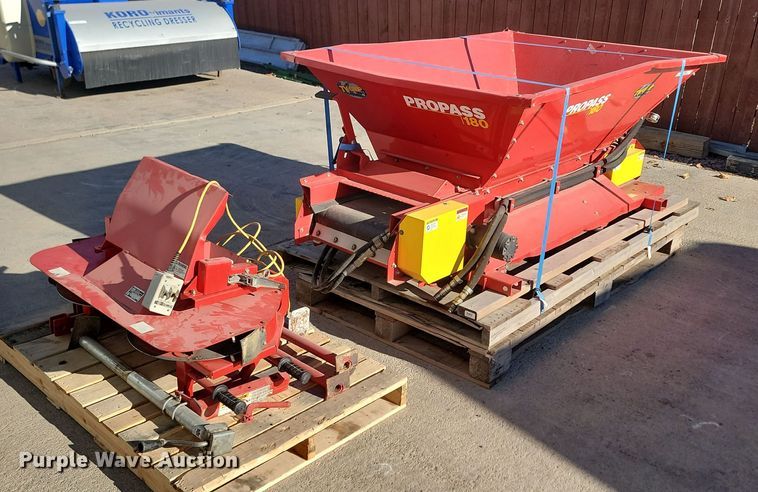 image for item KT9965 Ty-Crop Pro-Pass 180  top dresser spreader