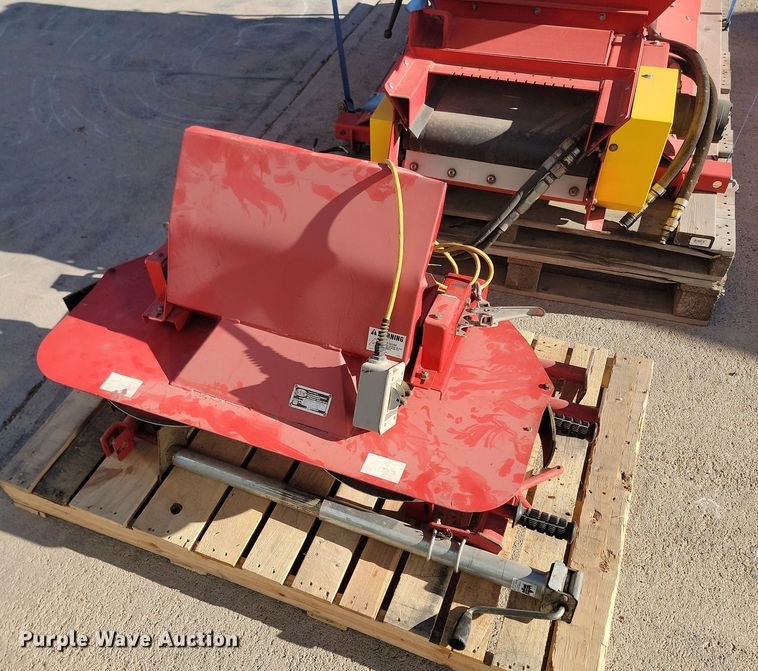 image for item KT9965 Ty-Crop Pro-Pass 180  top dresser spreader