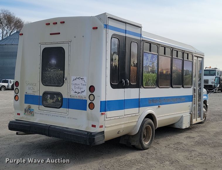 image for item KU9009 2010 Ford E450 El Dorado  shuttle bus