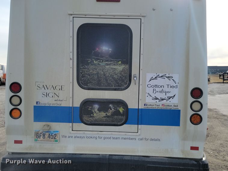 image for item KU9009 2010 Ford E450 El Dorado  shuttle bus