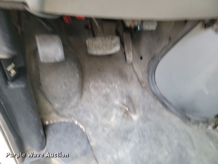 image for item KU9009 2010 Ford E450 El Dorado  shuttle bus