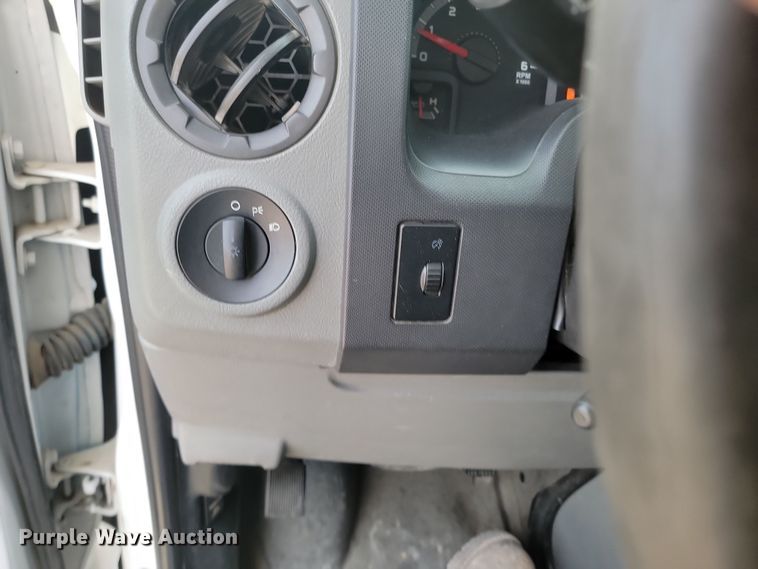 image for item KU9009 2010 Ford E450 El Dorado  shuttle bus