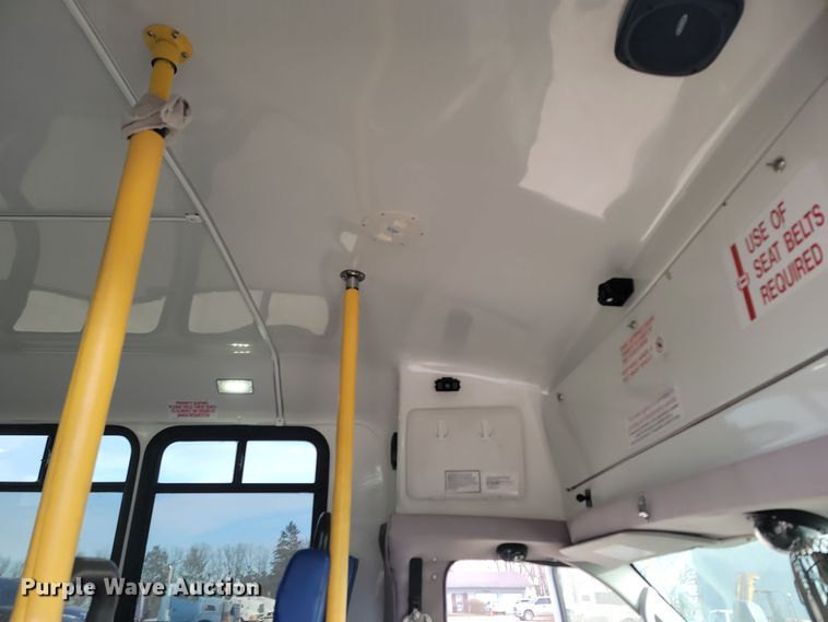 image for item KU9009 2010 Ford E450 El Dorado  shuttle bus