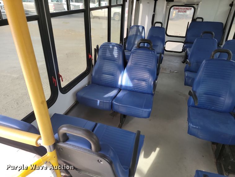 image for item KU9009 2010 Ford E450 El Dorado  shuttle bus