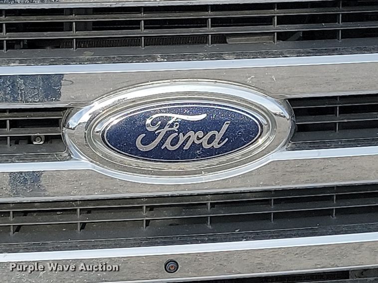 image for item KU9009 2010 Ford E450 El Dorado  shuttle bus