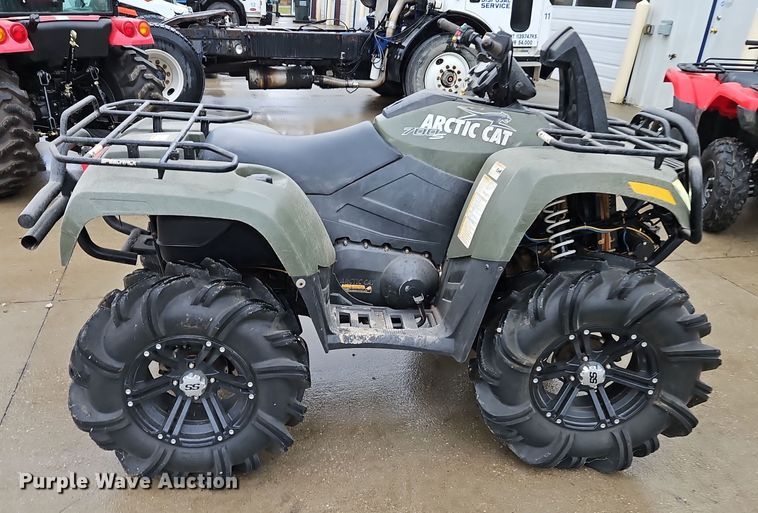 image for item LB9613 2010 Artic Cat 700 S  ATV