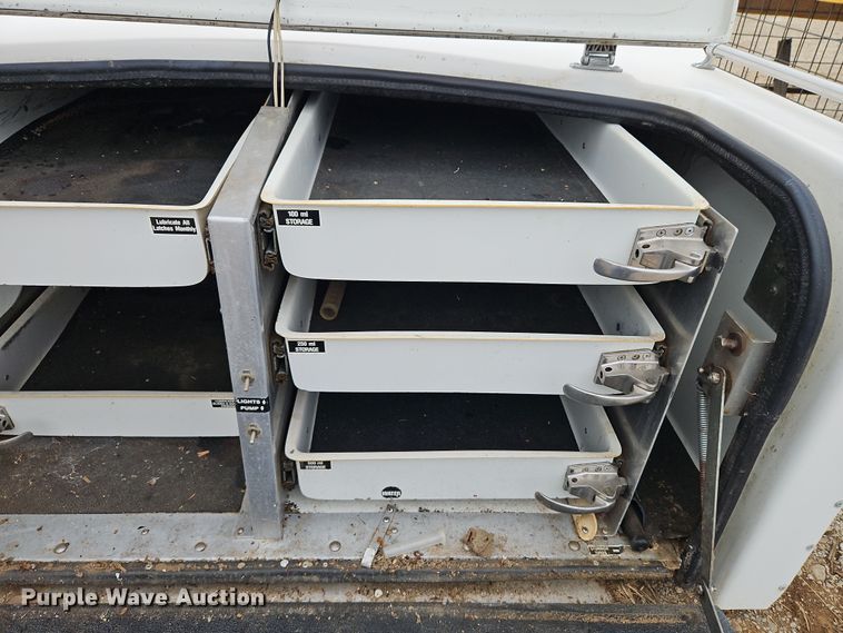 image for item LB9639 Porta-Vet Triple Crown  pickup bed insert