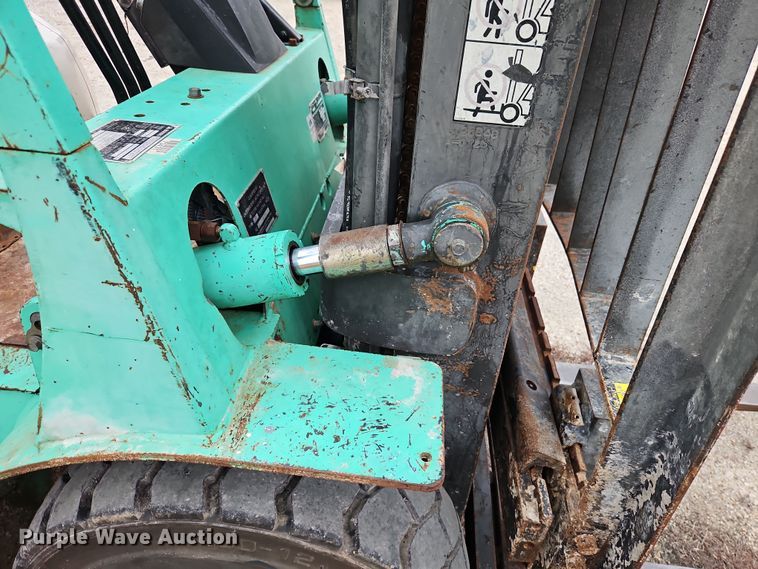 image for item LB9649 Mitsubishi FG20 forklift