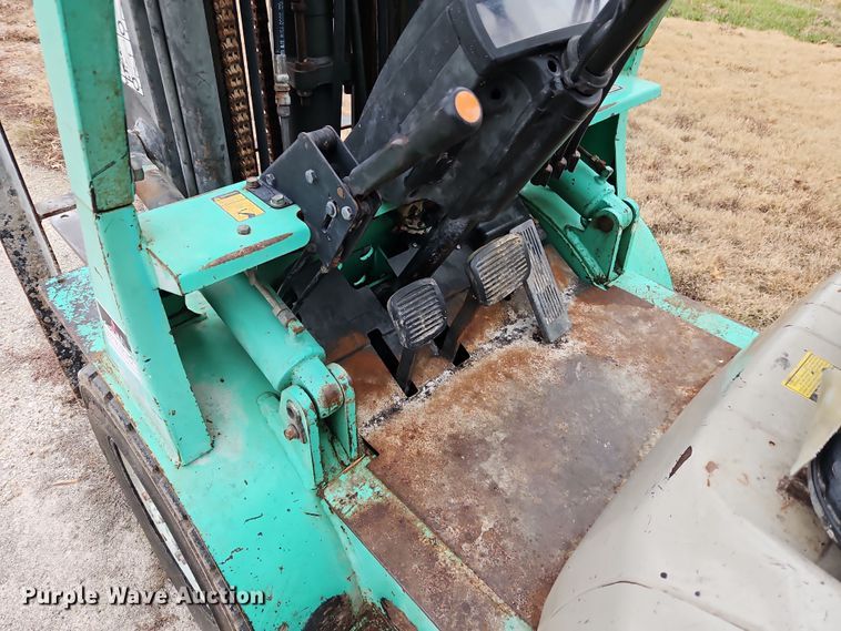 image for item LB9649 Mitsubishi FG20 forklift