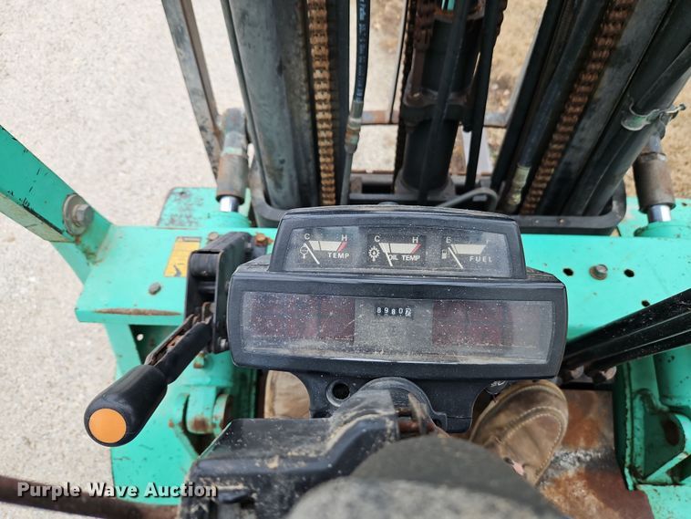 image for item LB9649 Mitsubishi FG20 forklift