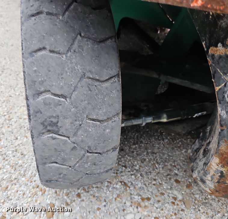 image for item LB9649 Mitsubishi FG20 forklift