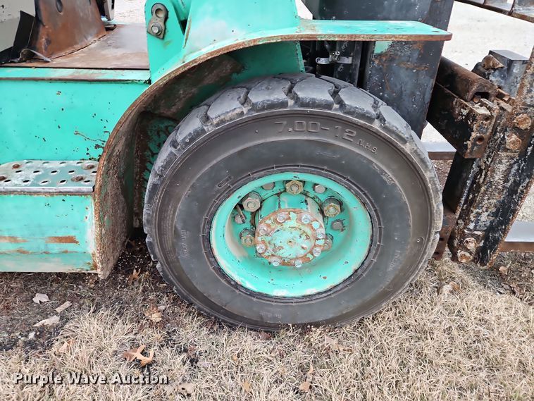 image for item LB9649 Mitsubishi FG20 forklift