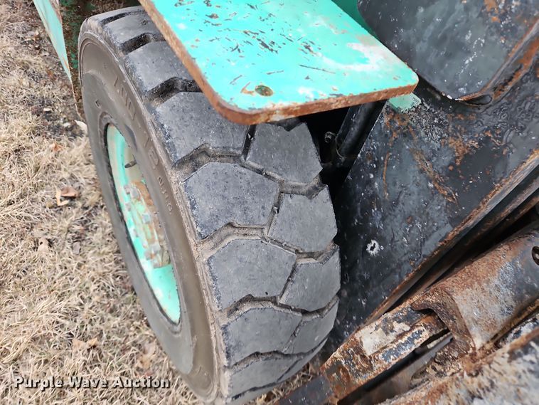 image for item LB9649 Mitsubishi FG20 forklift