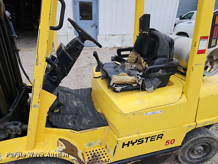 image for item LB9650 Hyster H50XM forklift