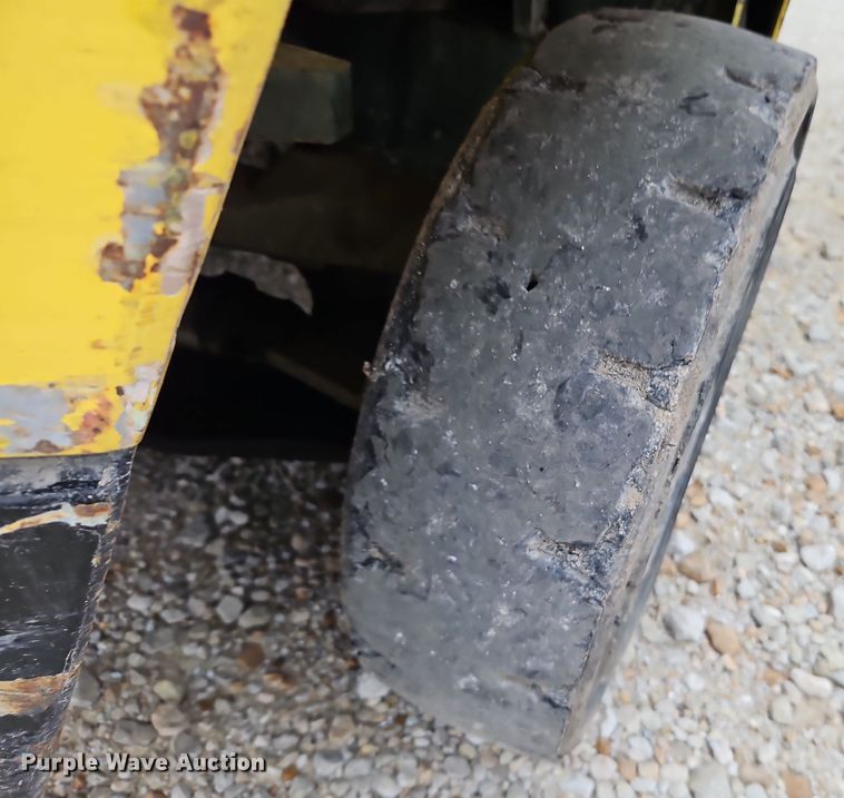 image for item LB9650 Hyster H50XM forklift