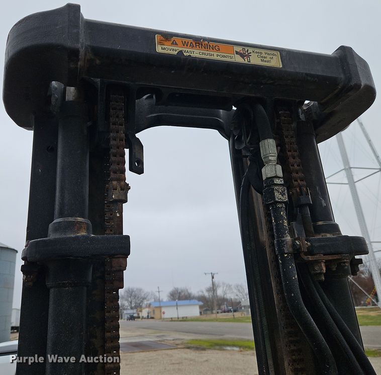 image for item LB9651 Yale GLP050R forklift