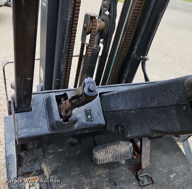 image for item LB9651 Yale GLP050R forklift