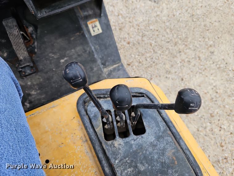 image for item LB9651 Yale GLP050R forklift