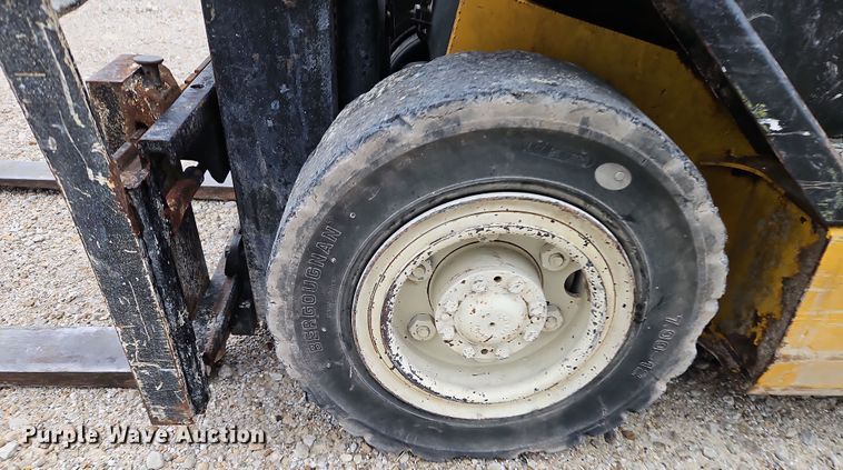 image for item LB9651 Yale GLP050R forklift